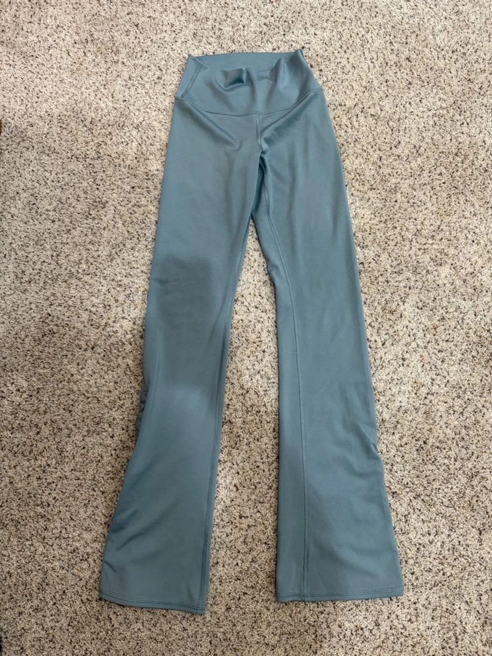 High-Waist Flared Active Leggings - Seafoam Green